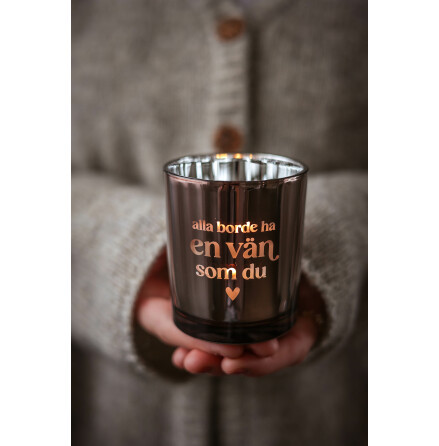 Majas lykta Alla borde ha en v�n som dig m. g�vobox
